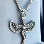 Erkek, Mısırın Yaşam Sağlık Tanrıçası Isis Figürlü K-147 Paslanmaz Kromix Çelik Gümüş Kaplama Kolye